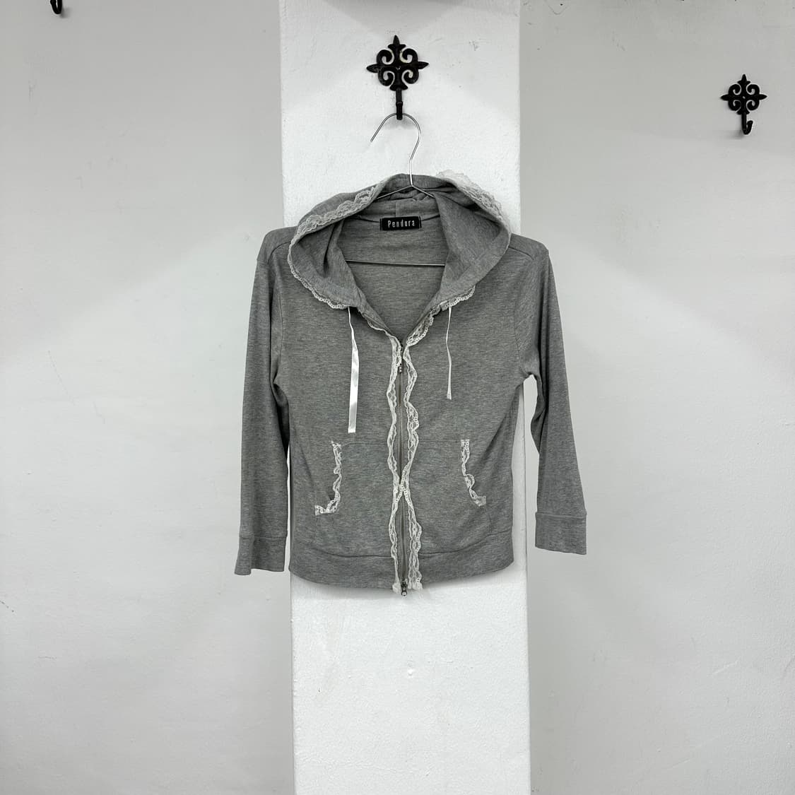 lace detail crop hood zip 상품이미지2