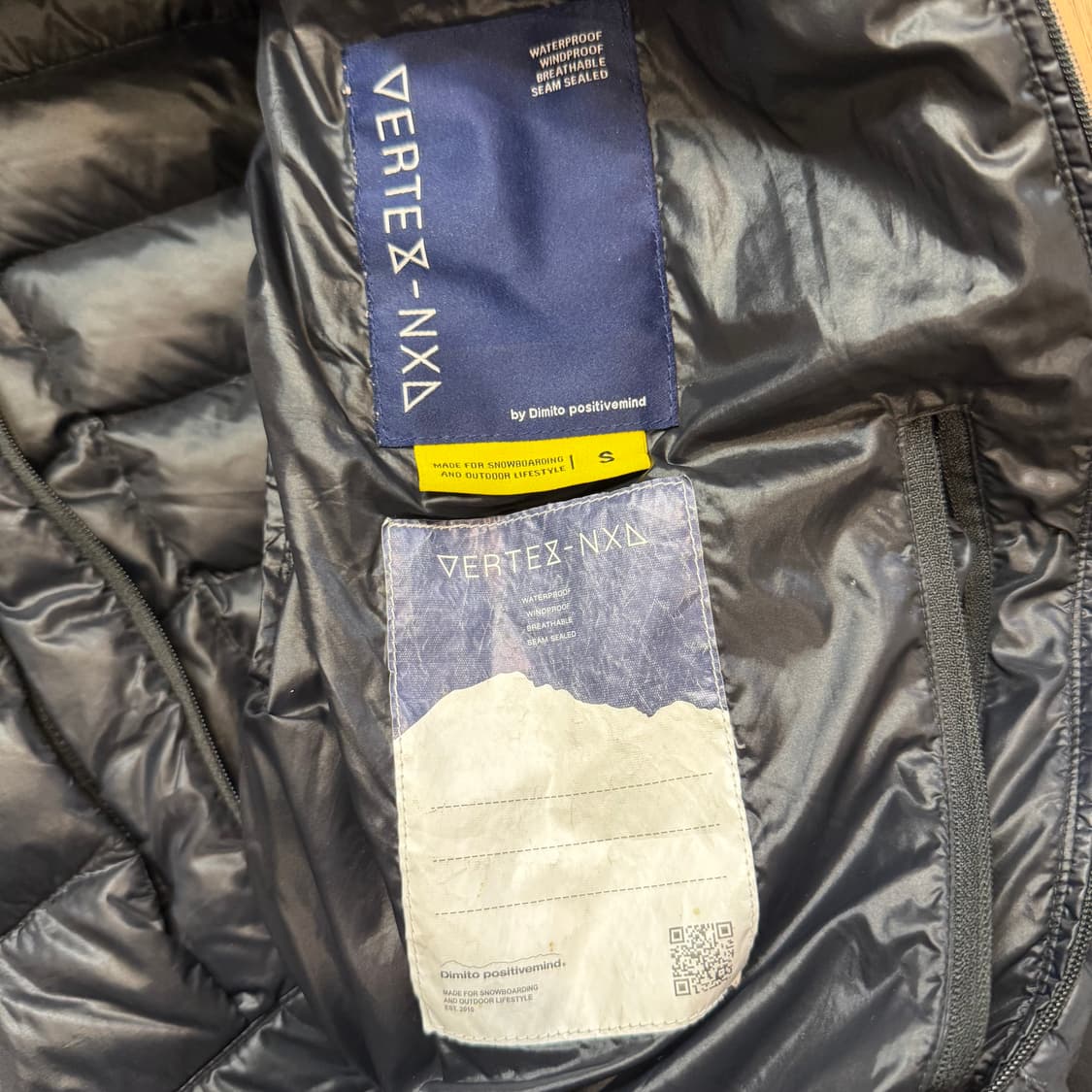 디미토 X IXNINE OWN HIDE (VTX X IX9) 경량패딩 상품이미지5