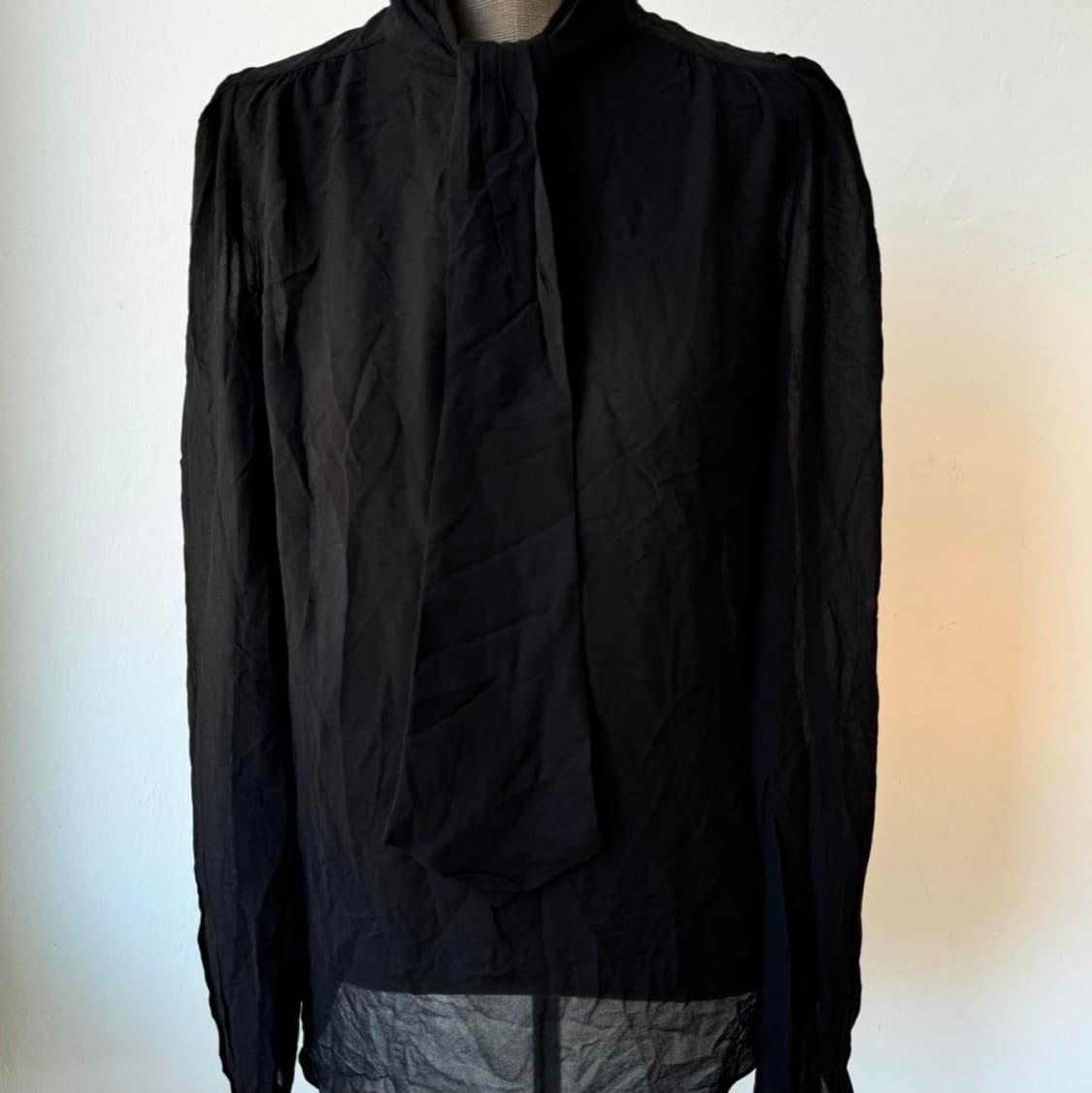 생로랑 타이 블라우스 상품이미지1