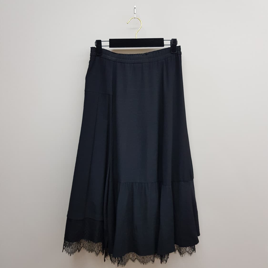 한섬 SJSJ 2021 언밸런스 레이스 헴 스커트 61-90사이즈 상품이미지4