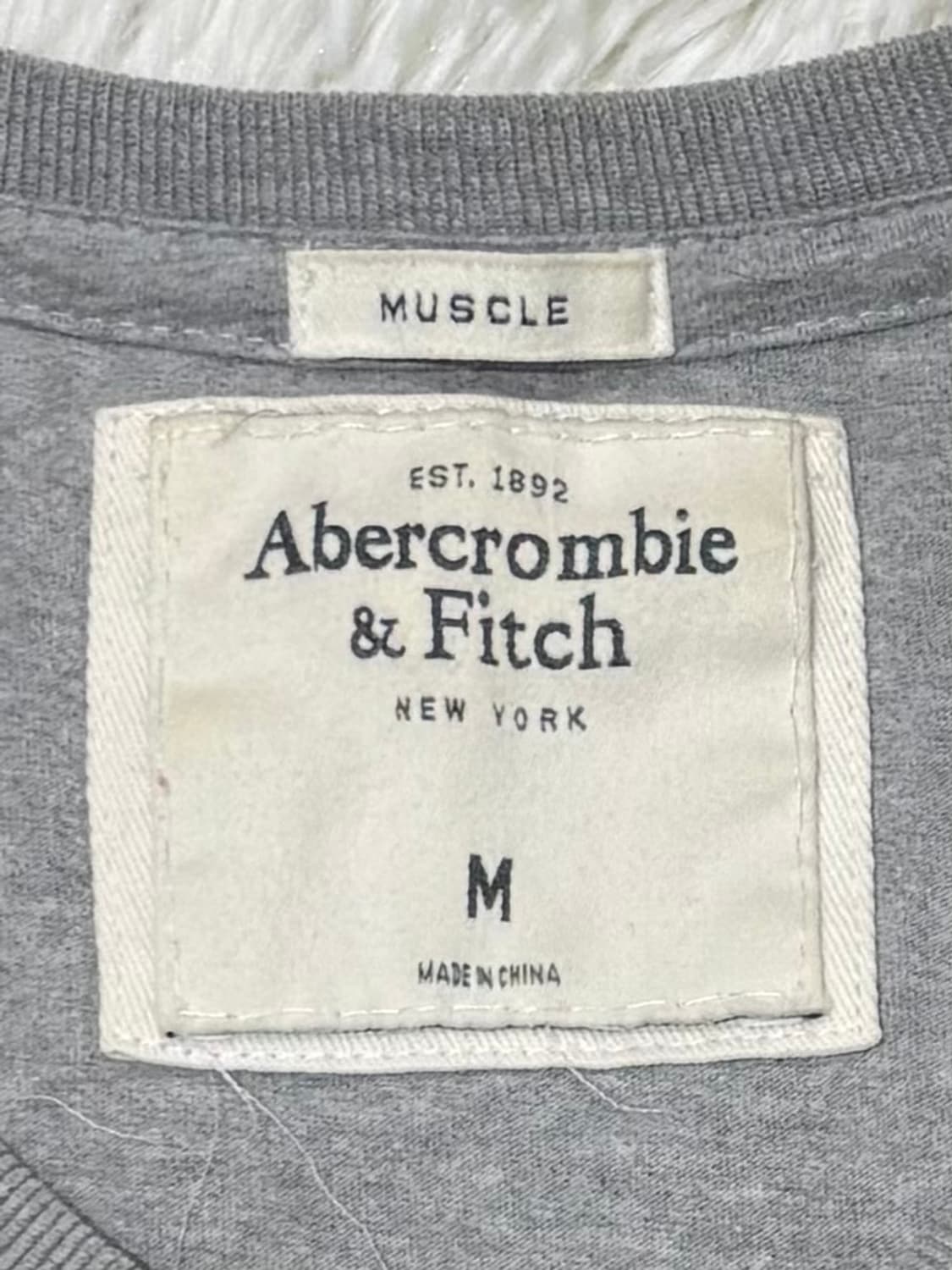 아베크롬비 그레이 빅로고 반팔 상품이미지6