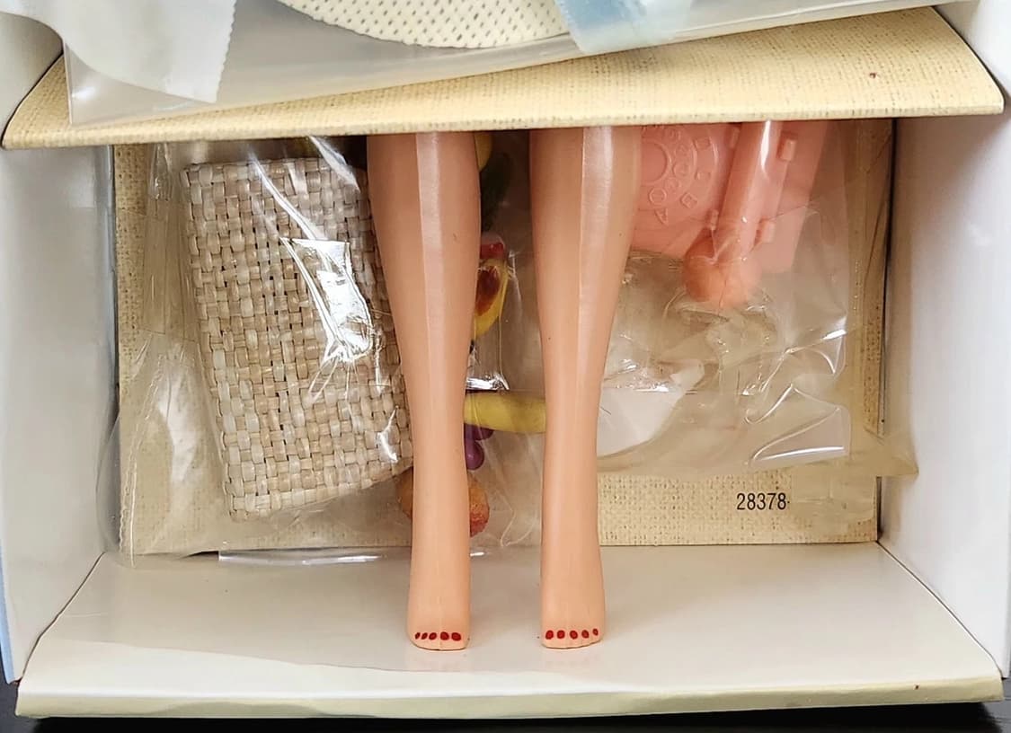 Suburban Shopper Barbie (서버번 쇼퍼 바비) 상품이미지8