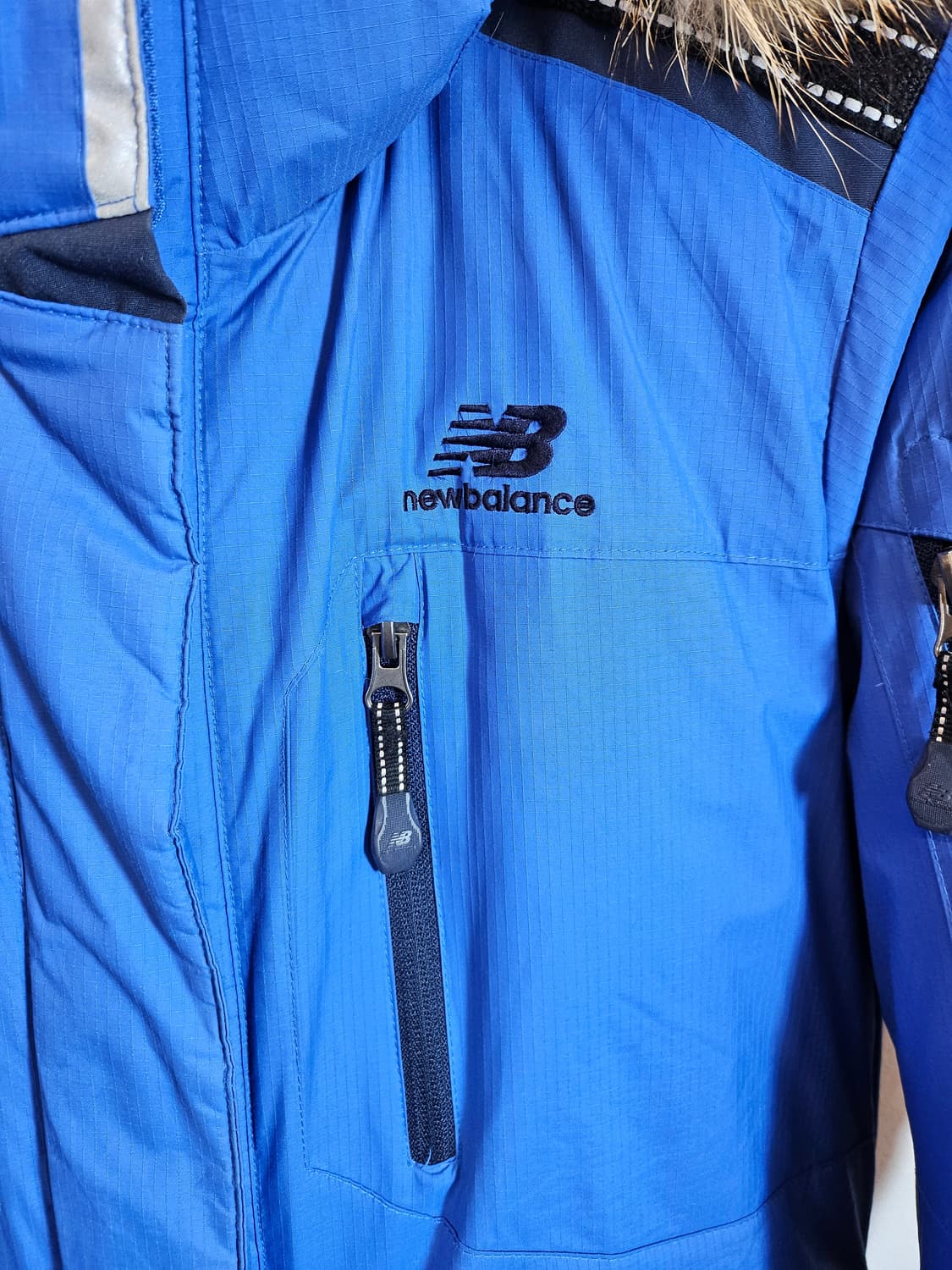 뉴발란스 RESCUE TEAM 구스다운 패딩 90 M 상품이미지3