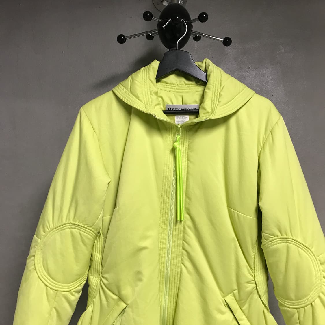 이세이 미야케 패딩 2(W) 상품이미지2