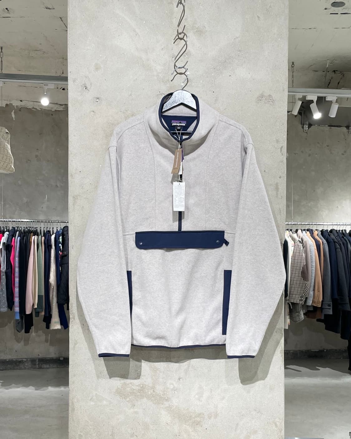 파타고니아 신칠라 플리스 아노락 상품이미지1