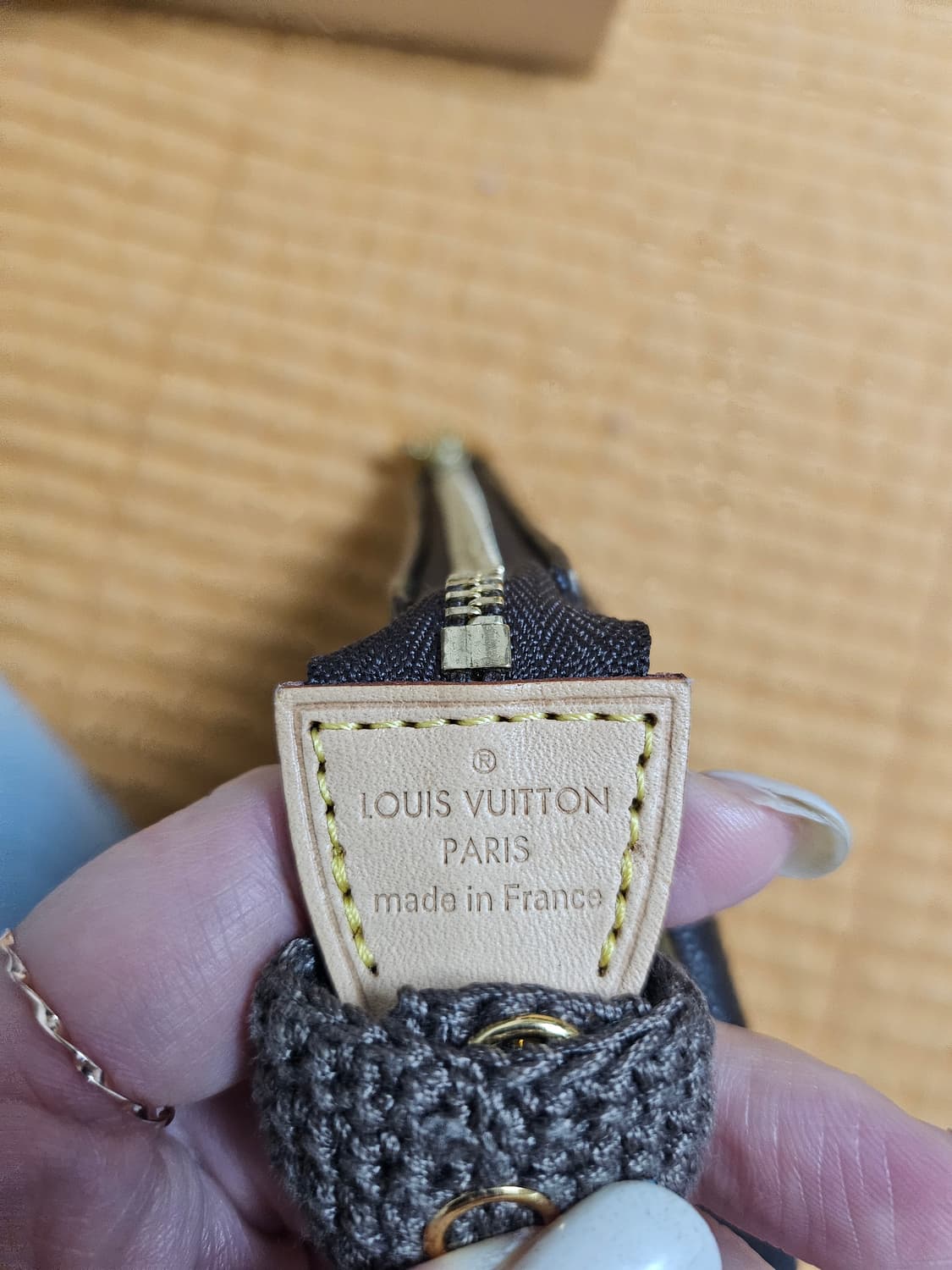 루이비통 미니 포쉐트 악세수아 정품 상품이미지9