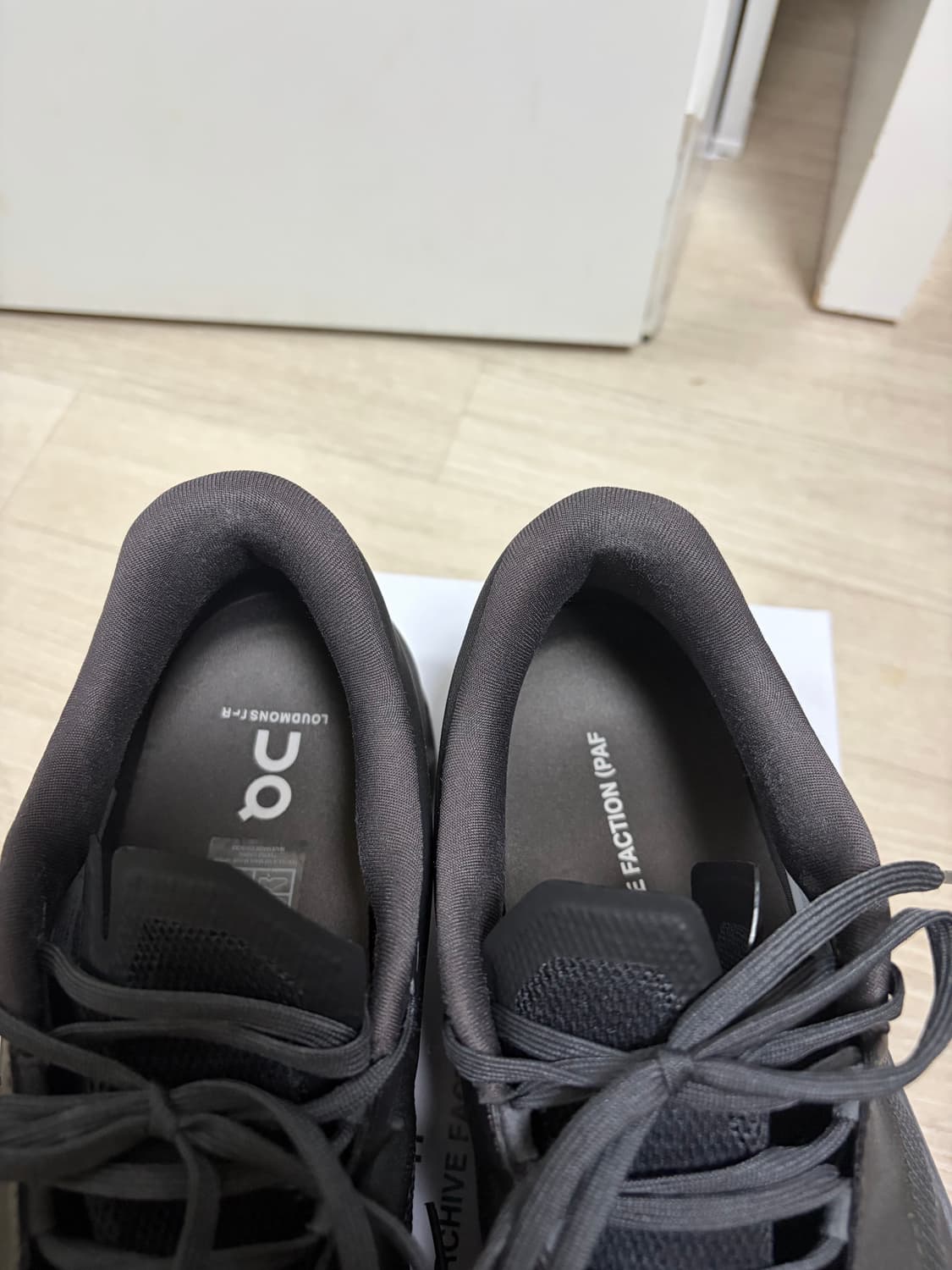 285)온러닝 파프 클라우드몬스터 쏜브라운 상품이미지5