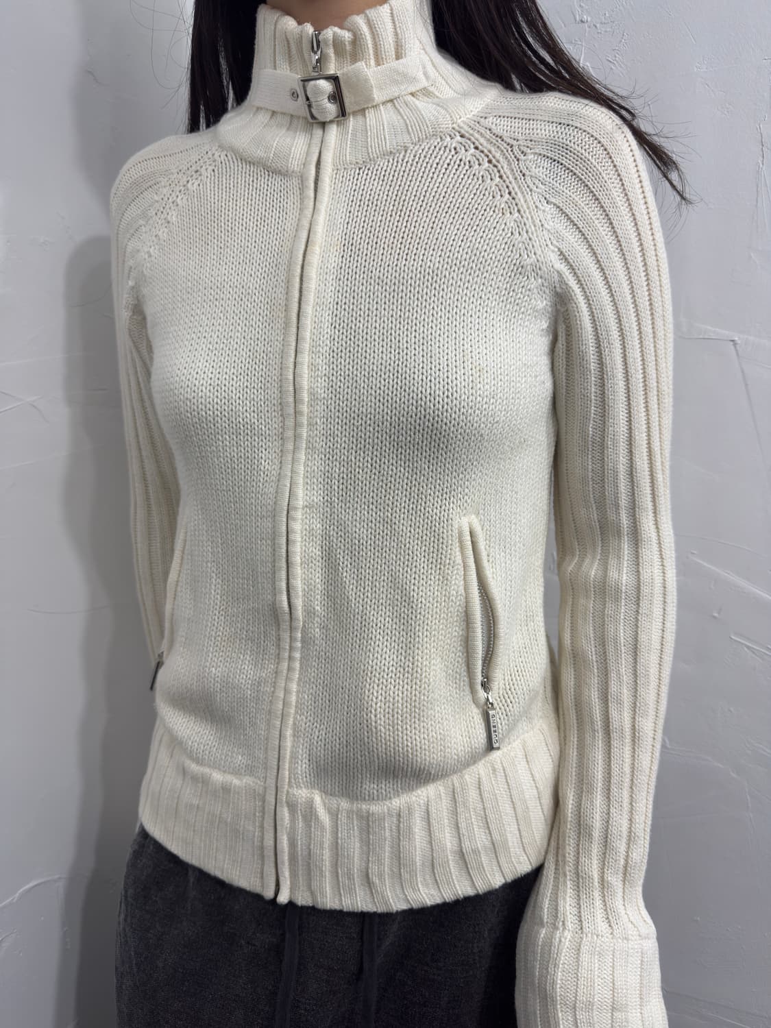 queens court white buckle zipup 상품이미지3