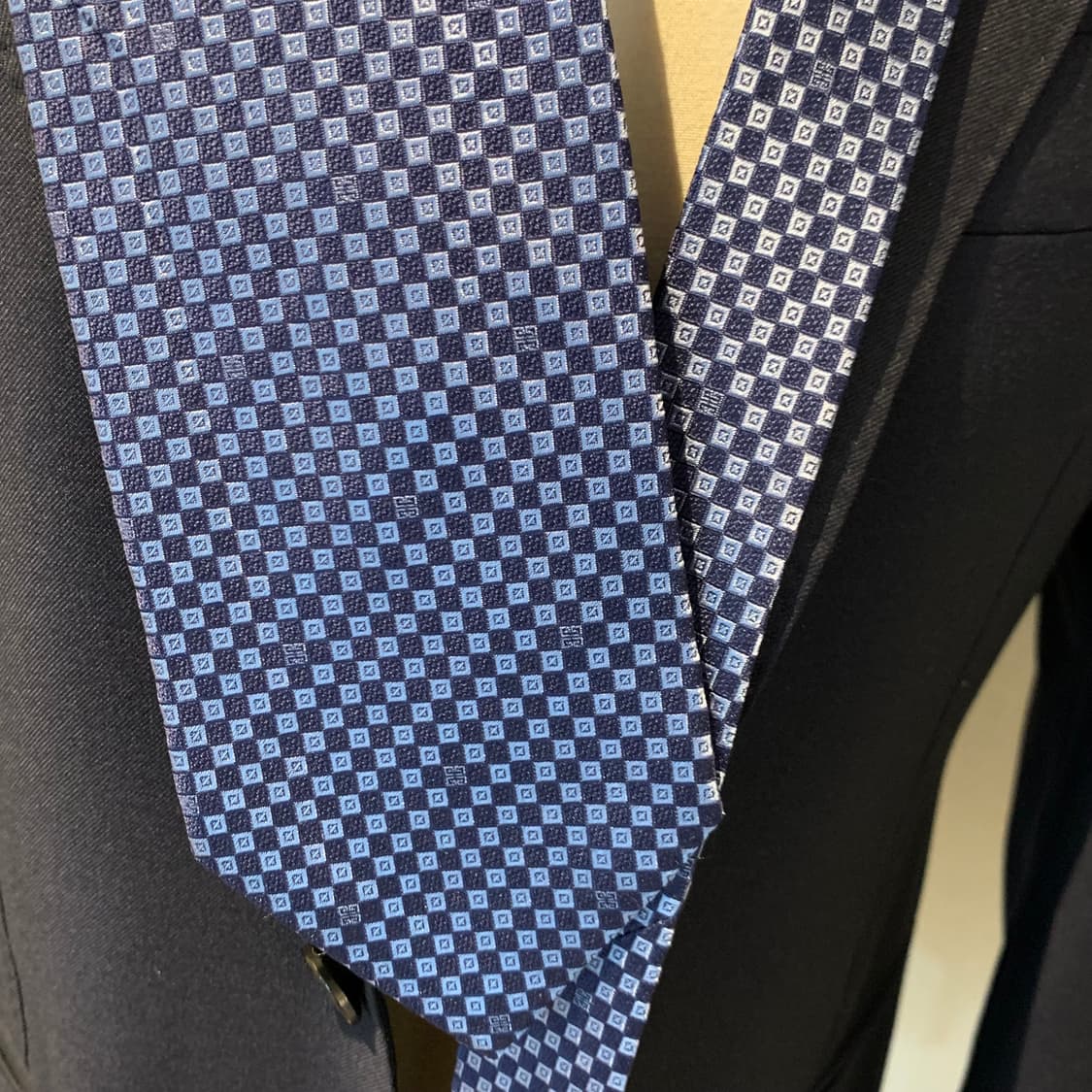 지방시(GIVENCHY) 신형라벨 명품넥타이 로고플레이 최상급 A+등급 상품이미지2