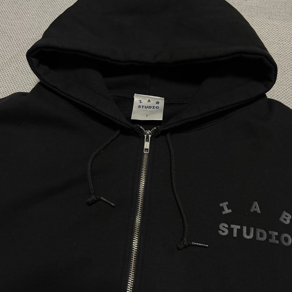 아이앱 IAB 스튜디오 JTBC 스태프 후드집업 상품이미지2