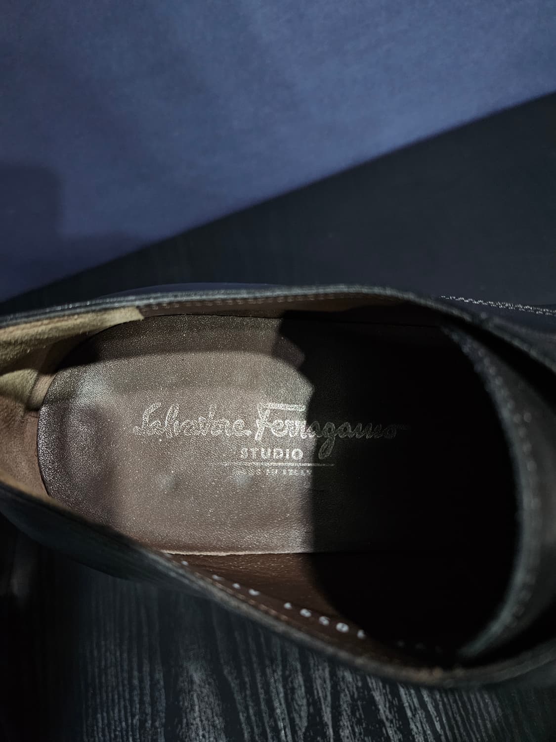 살바토레 페라가모 블랙 남성 10.5 로퍼  상품이미지4