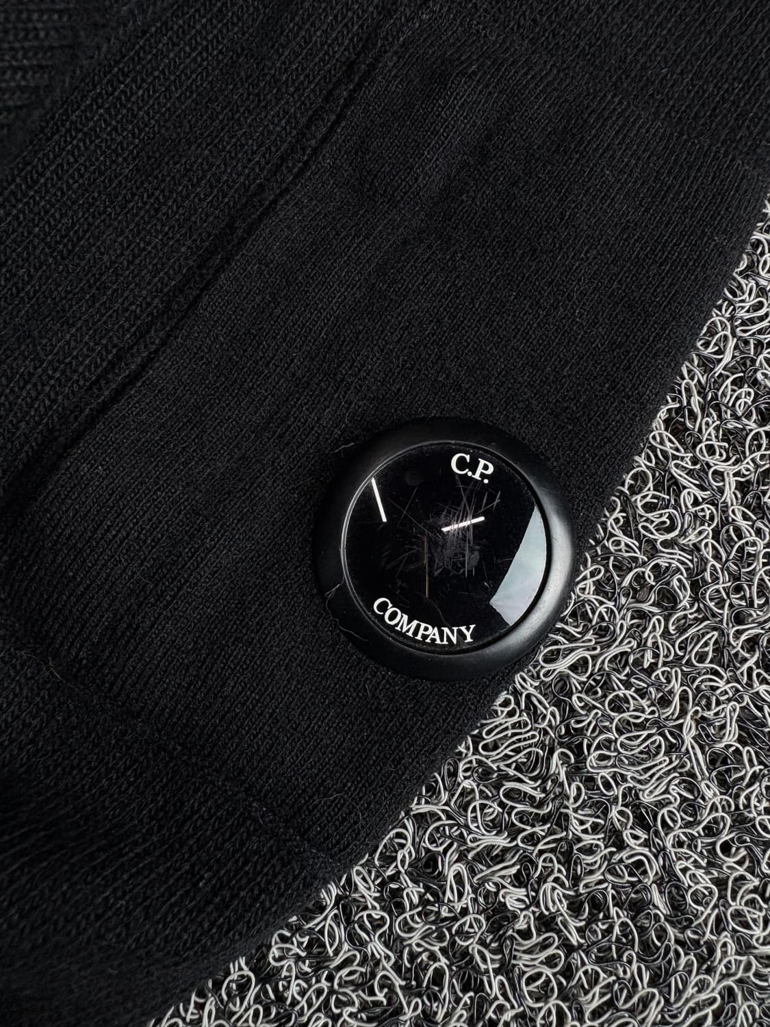 CP 컴퍼니 고글 와펜 램스울 크루넥 맨투맨 3910 상품이미지4