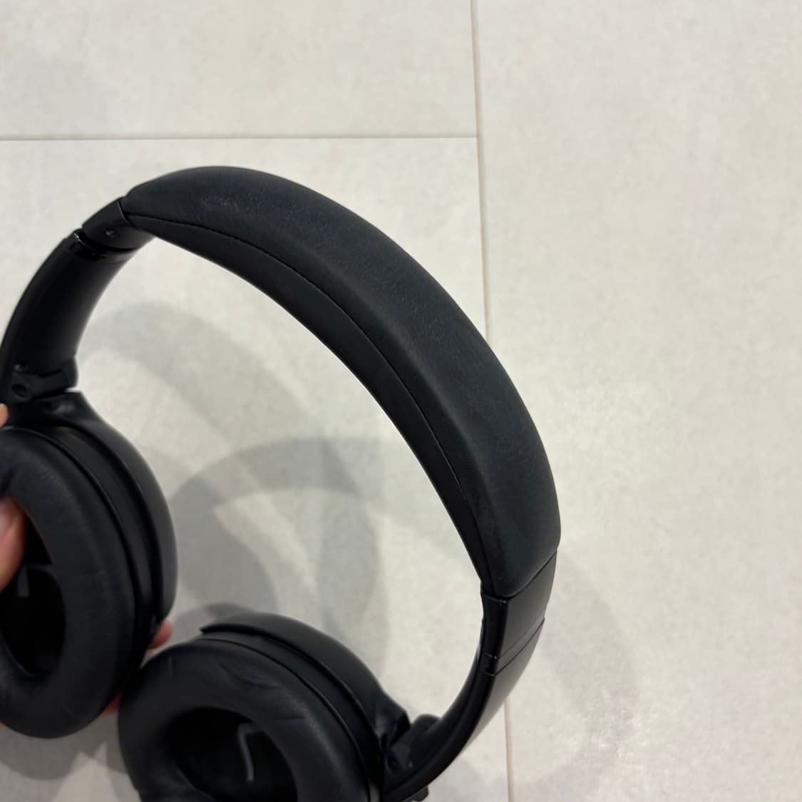 보스 QC45 블랙 노이즈캔슬링 헤드셋 상품이미지3