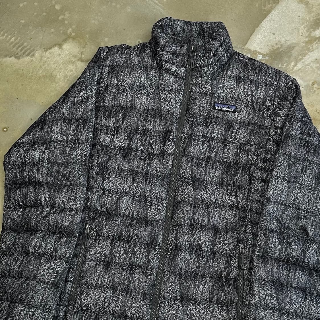 L 파타고니아 여성용 다운 경량패딩  상품이미지1