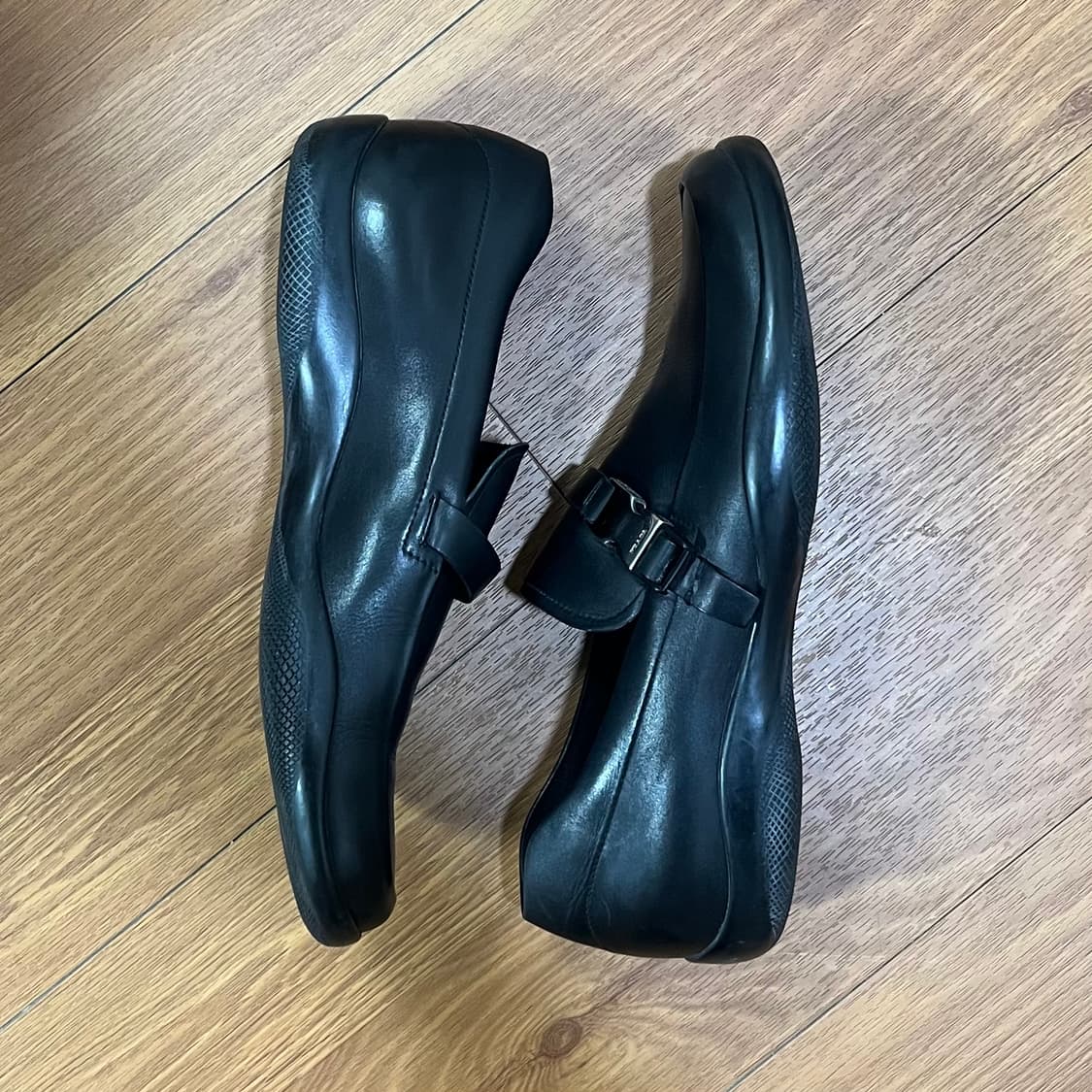 Prada Sports Buckle Loafers 상품이미지4