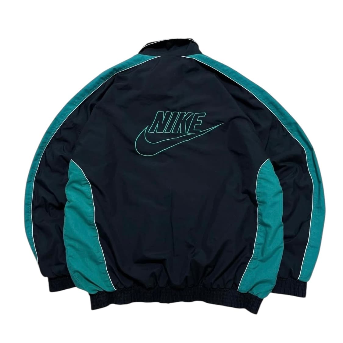 나이키 바람막이 상품이미지3