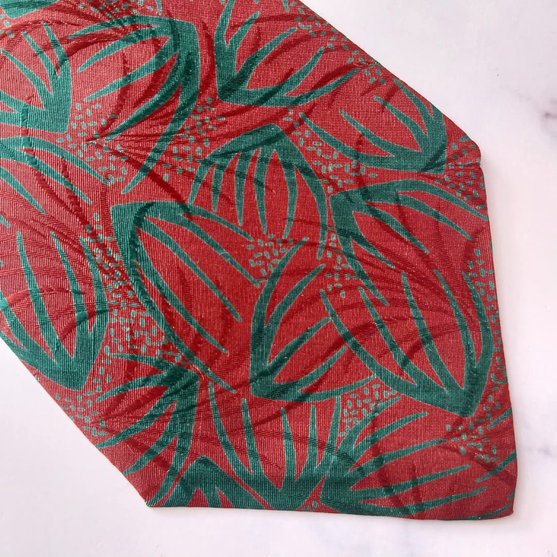 조르지오 아르마니 실크 리프 패턴 넥타이 9cm A+등급 K1881
 상품이미지8