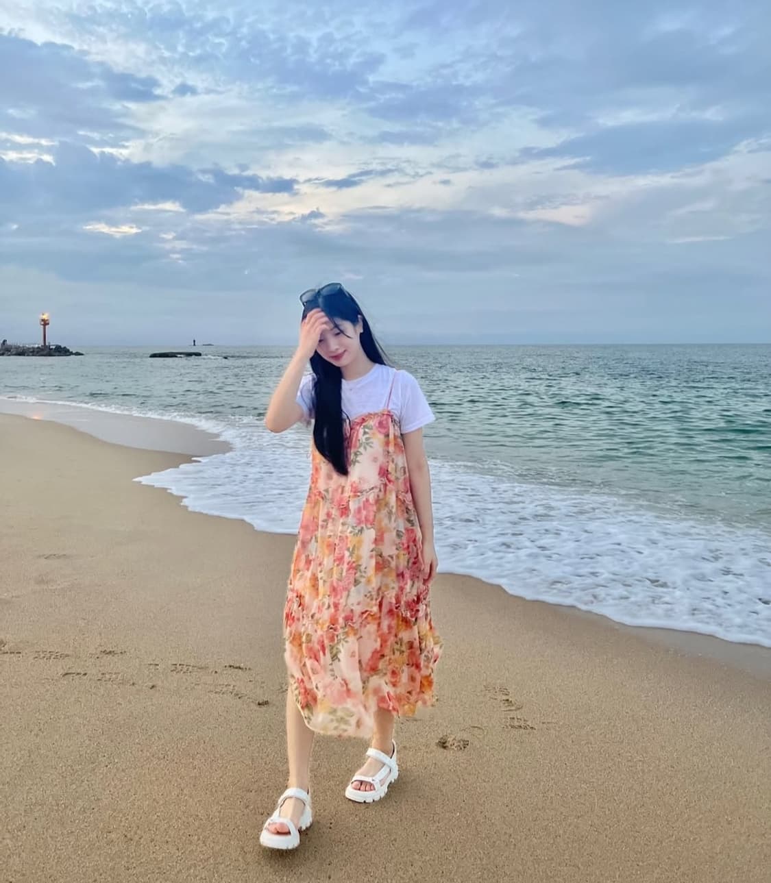 트와이스다현) 자라 플로럴 미디원피스 상품이미지1