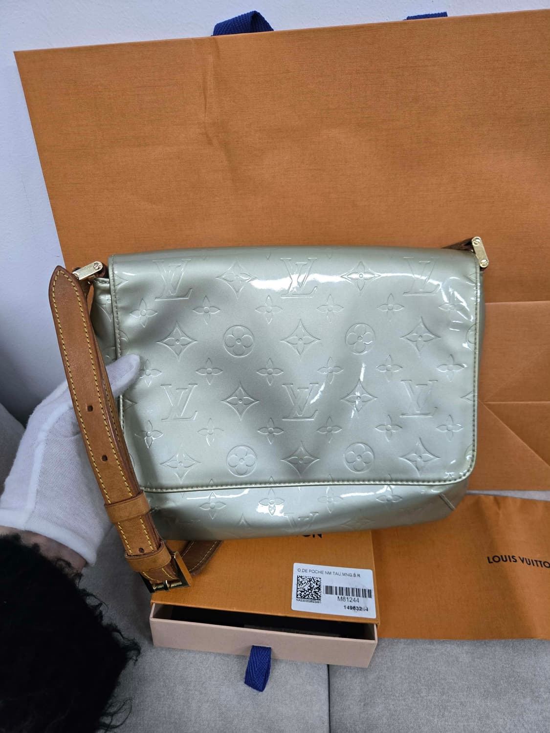 [보증서 정품] 루이비통 모노그램 베르니 숄더백 상품이미지5