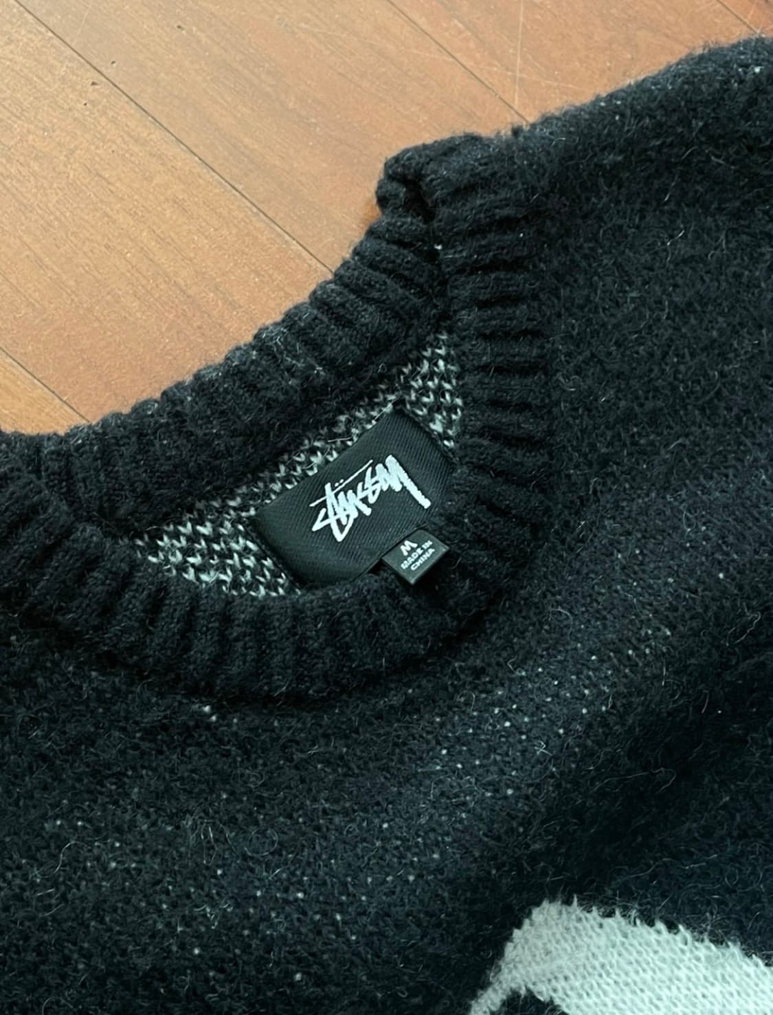 스투시 다이스 모헤어 니트 상품이미지3