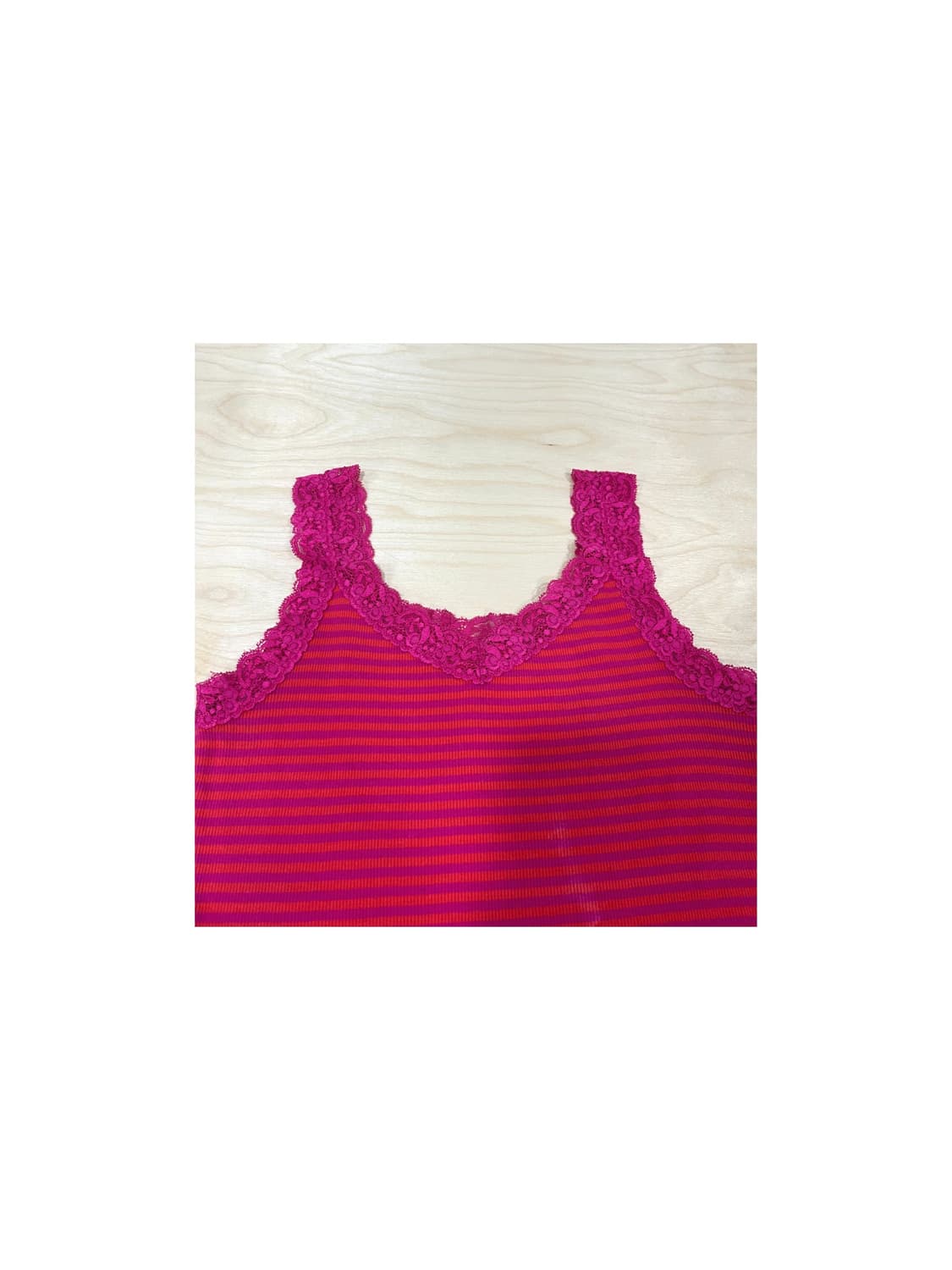 빈티지 유니클로 핑크레드 스트라이프 레이스 나시 상품이미지4