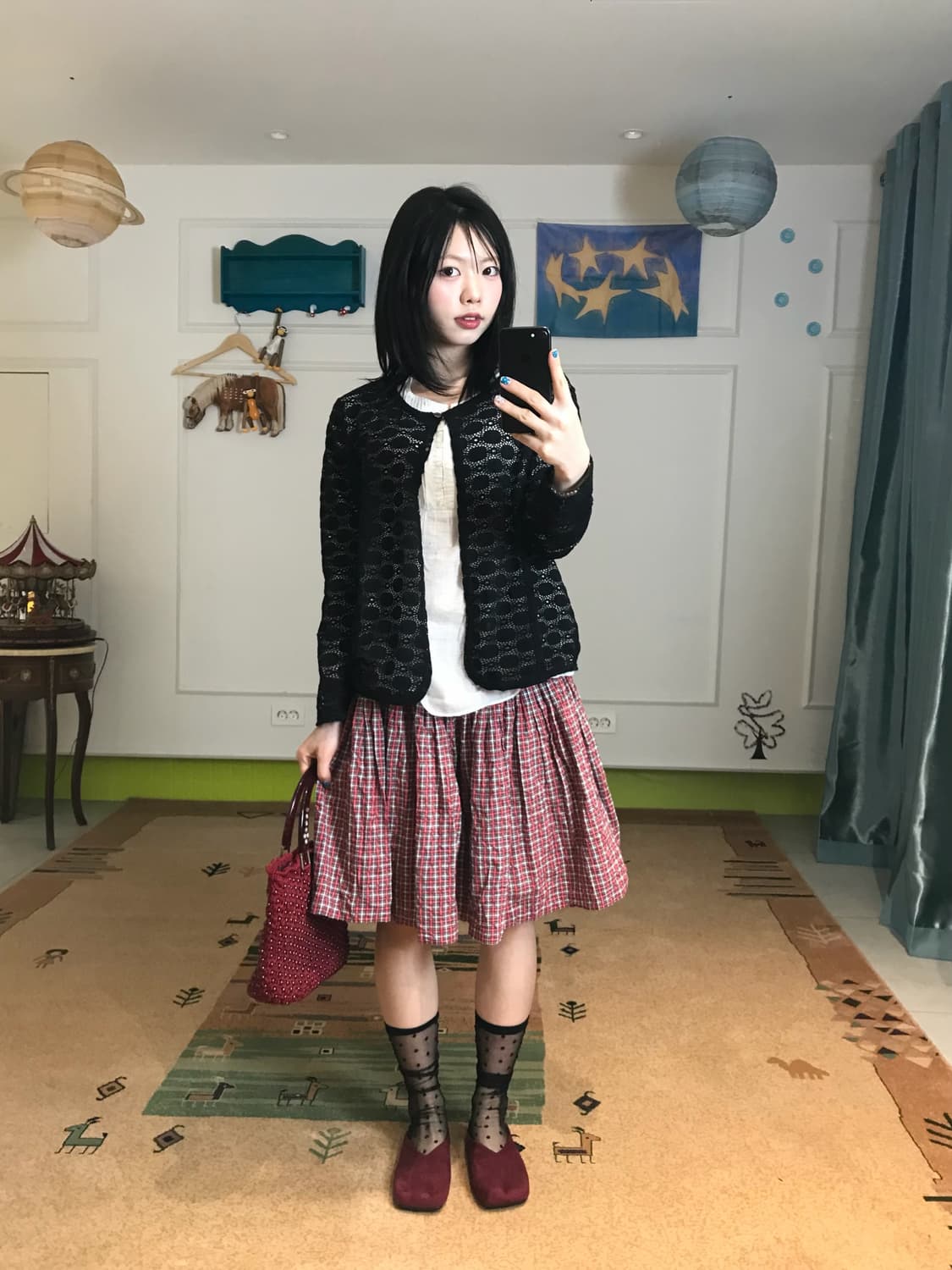 블랙& 체리레드 컬러에 여러 포인트 들로 시선 가는 조합 -! 상품이미지3