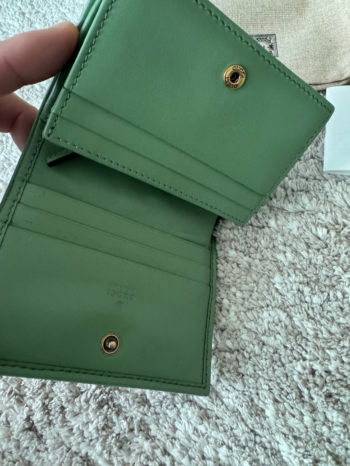 정품 구찌지갑 반지갑 상품이미지4