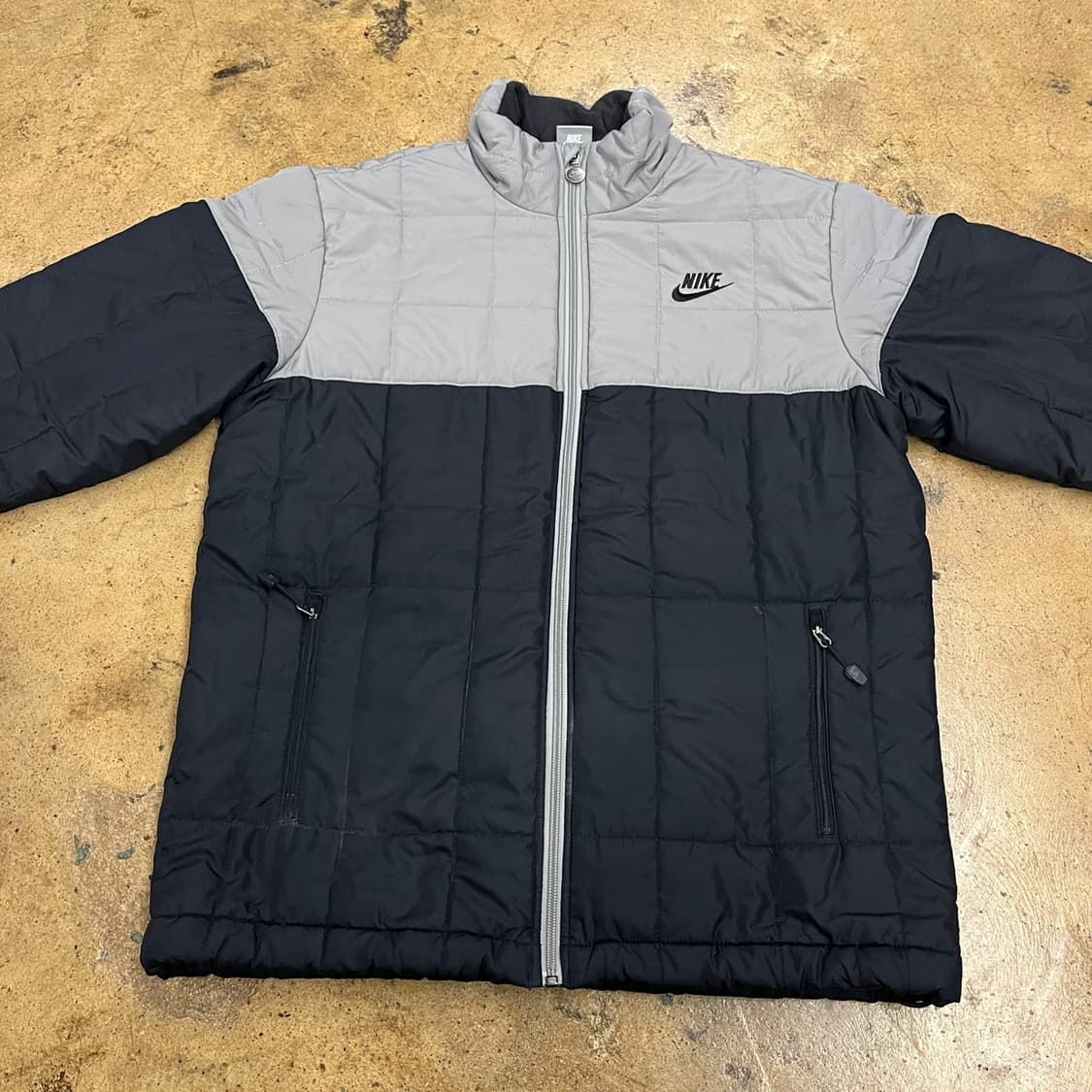 [정품/M] 나이키 퀼팅 패딩 점퍼 블랙 회색 b16 상품이미지3