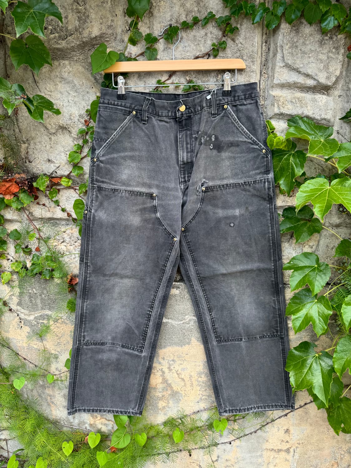 90s 칼하트 b01 blk distressed 하드페이딩 더블니 팬츠 상품이미지1