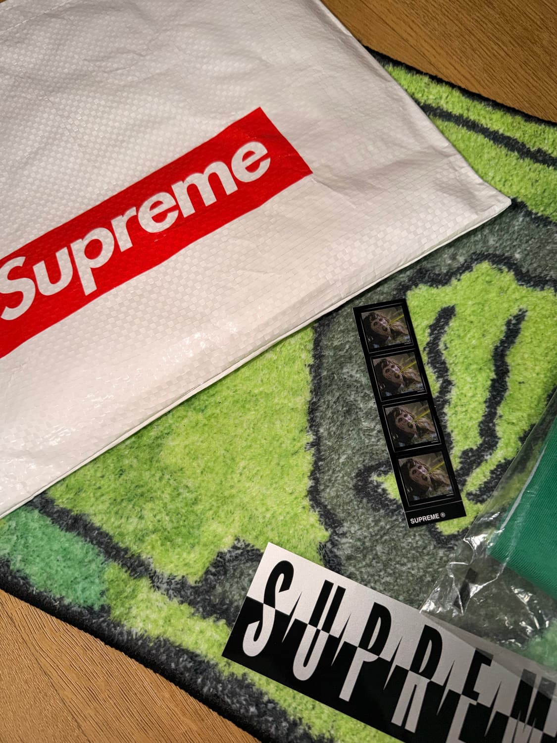 슈프림 25FW 스노우맨 티셔츠 그린 M 상품이미지2