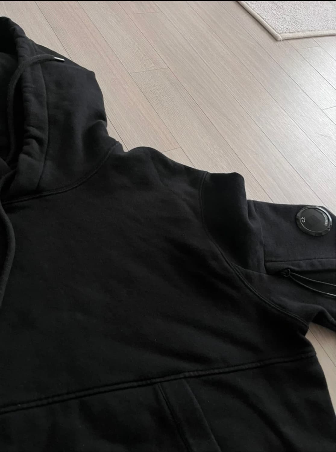 cp컴퍼니 후드티 상품이미지2