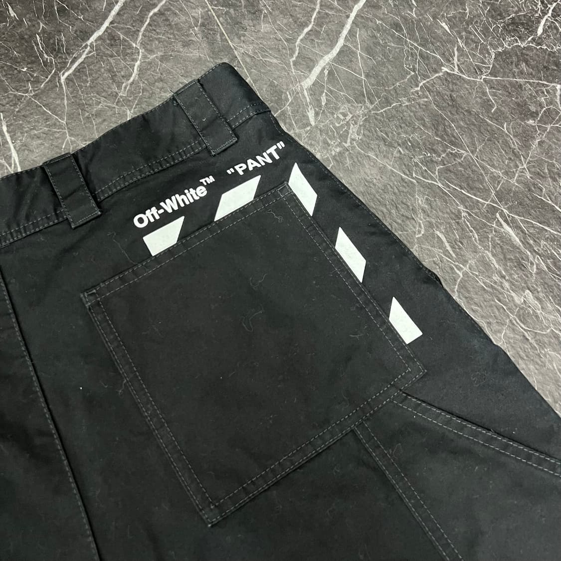 오프화이트 디아그널 패턴 코튼 팬츠  상품이미지10