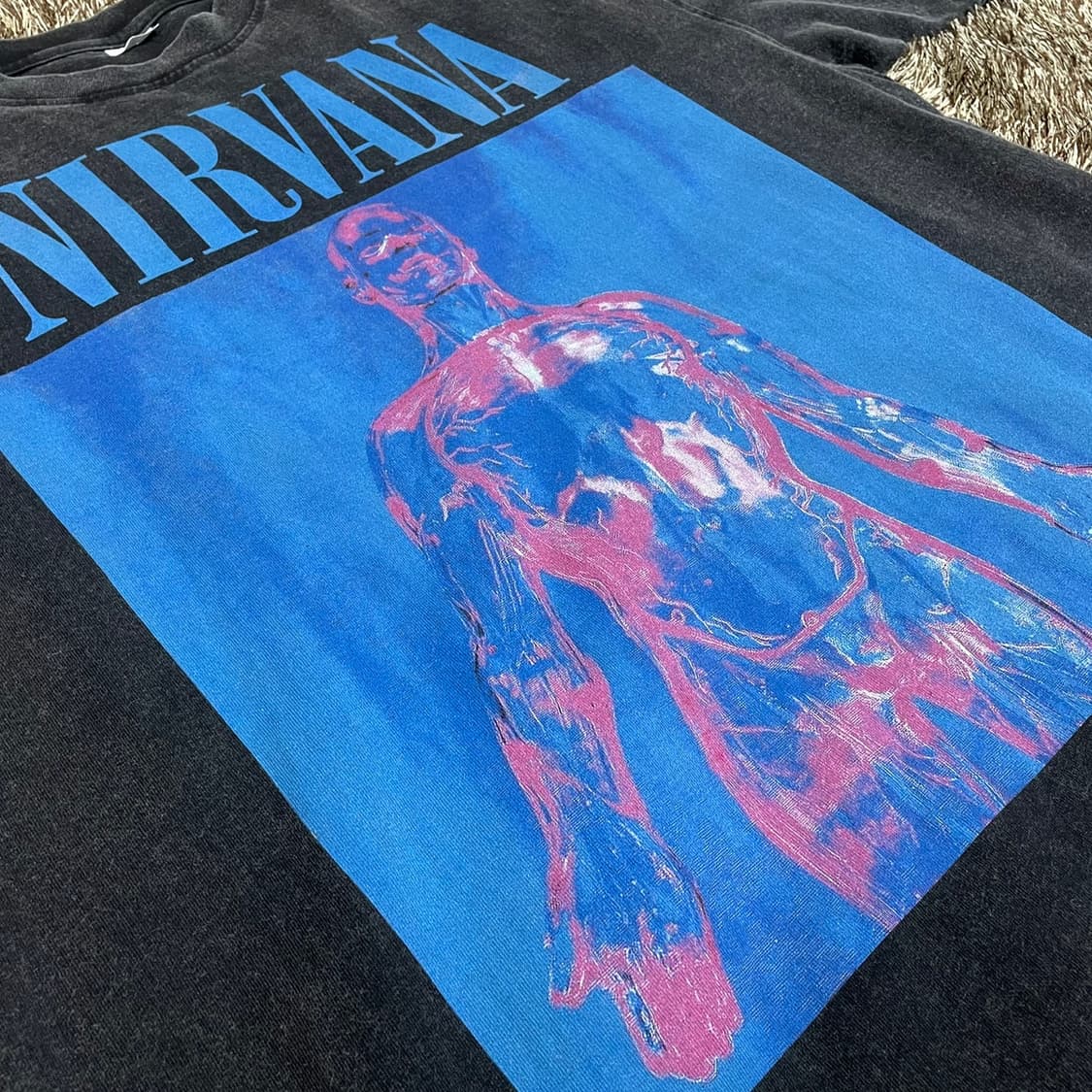 너바나 NIRVANA 워싱 블랙 프린팅 반팔 티셔츠 FREE 상품이미지3