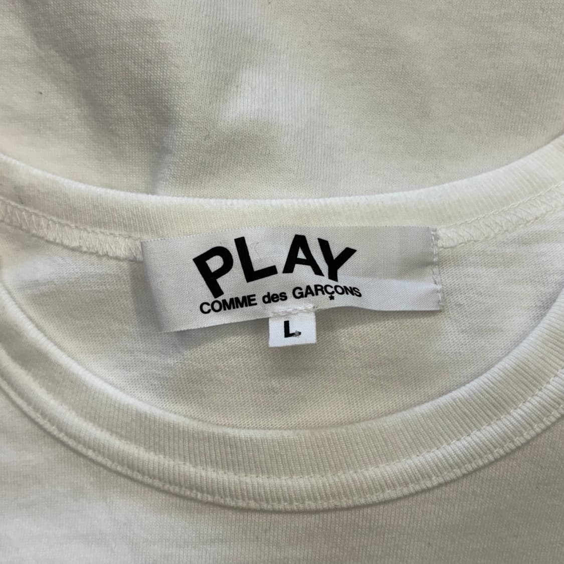 L 꼼데가르송 골드와펜 화이트 반팔티 상품이미지4