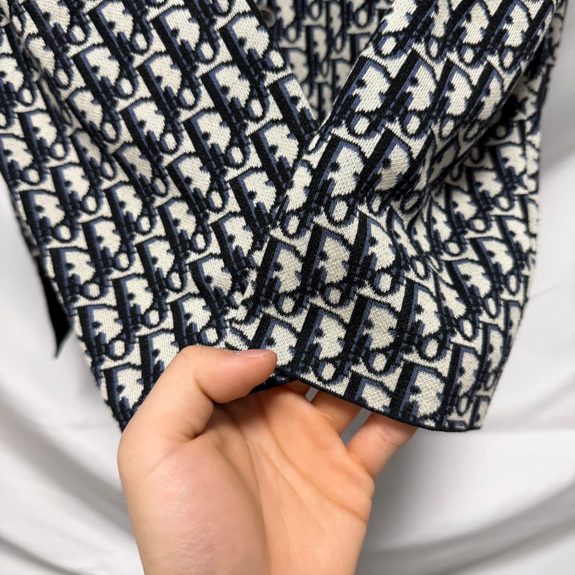 [S+급/L] 디올 오블리크 니트 오버셔츠 상품이미지7