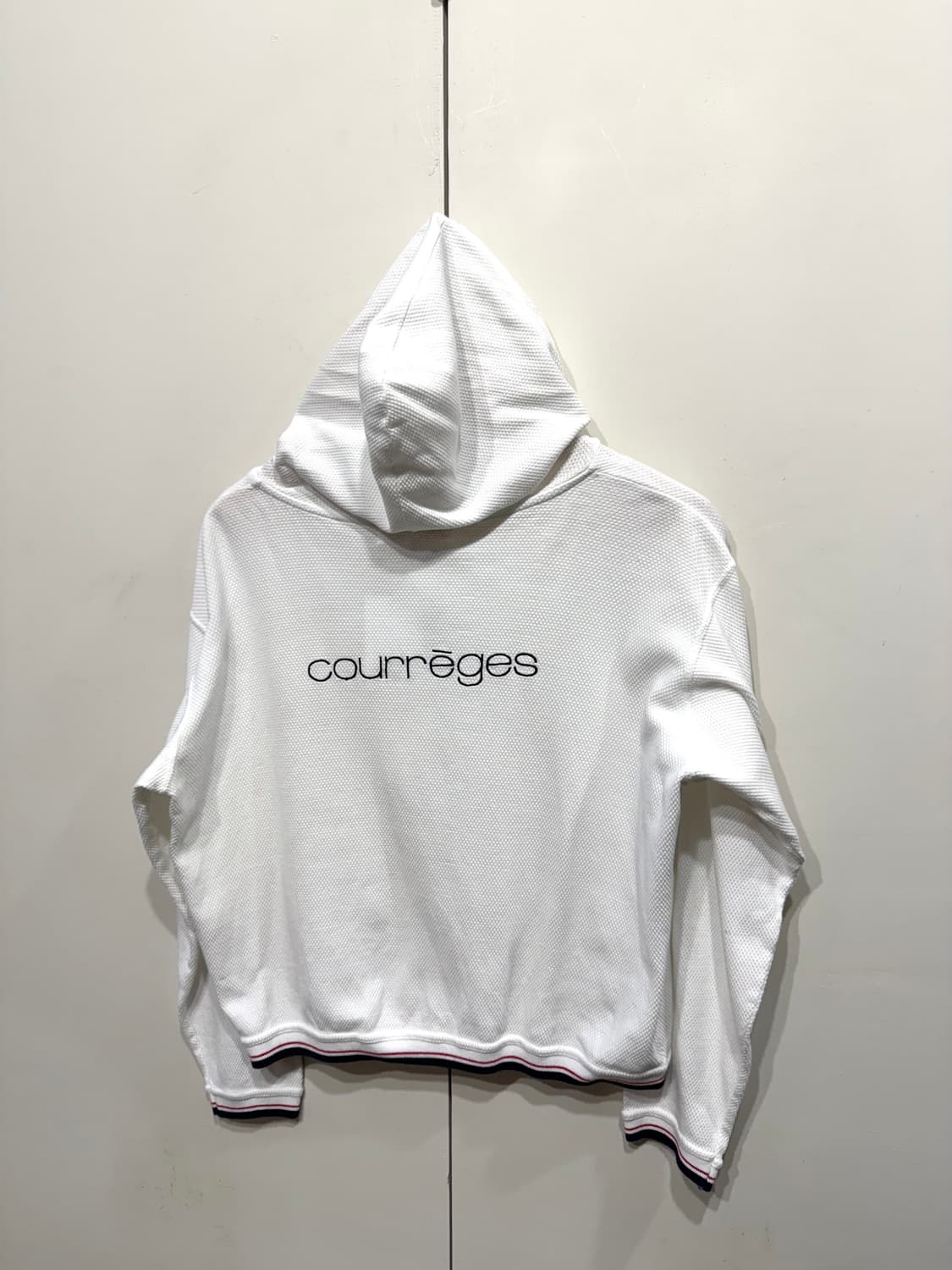 꾸레쥬 화이트 후드 집업 상품이미지1