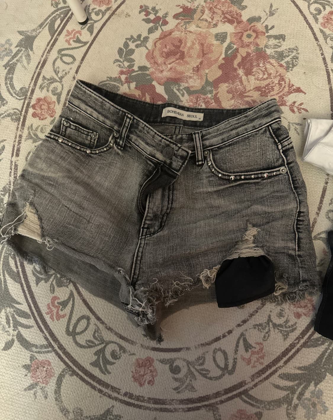 보헴서 쇼츠 상품이미지1