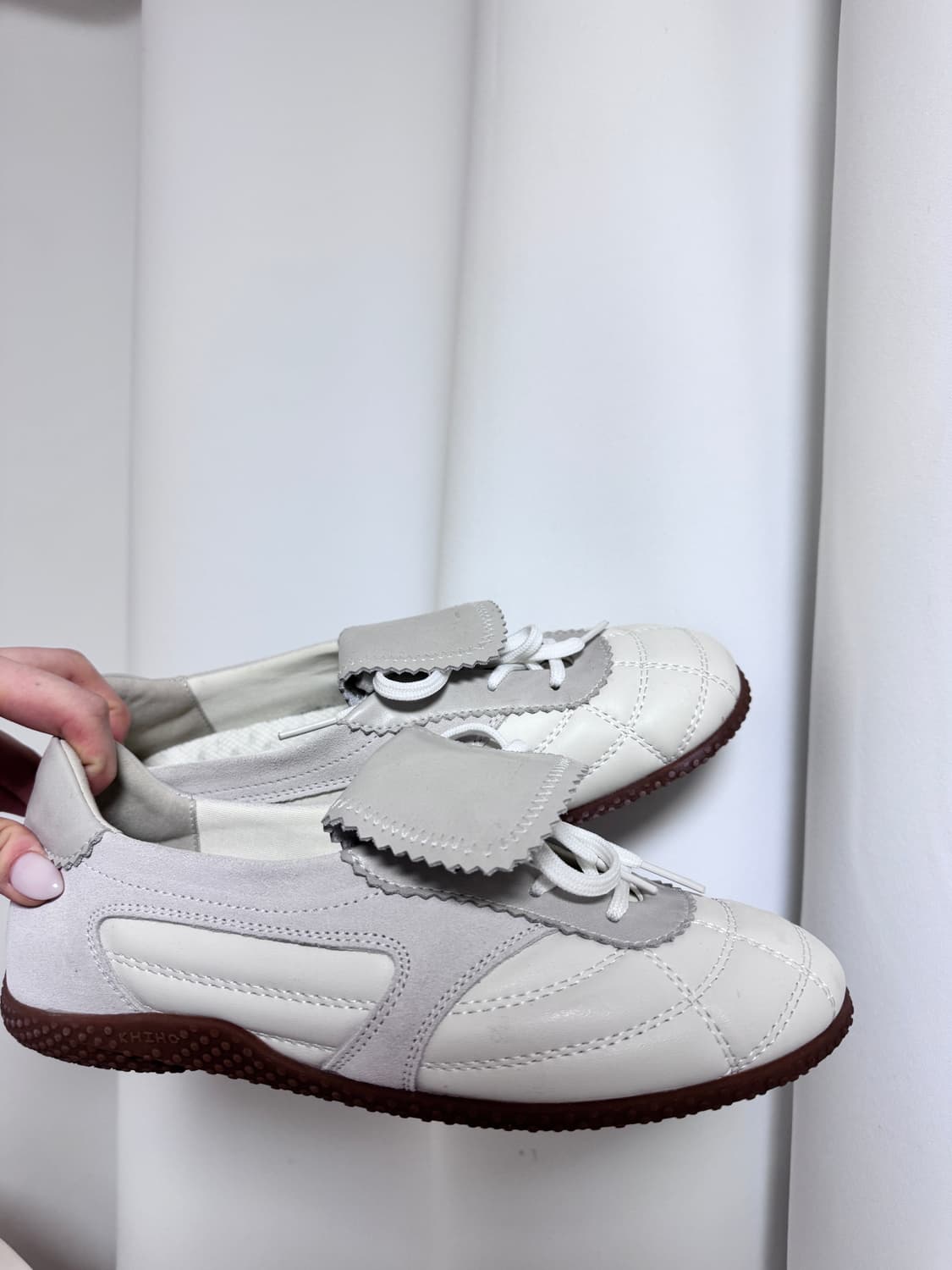 기호 3-Way Foldover 텅 스니커즈 245 상품이미지6