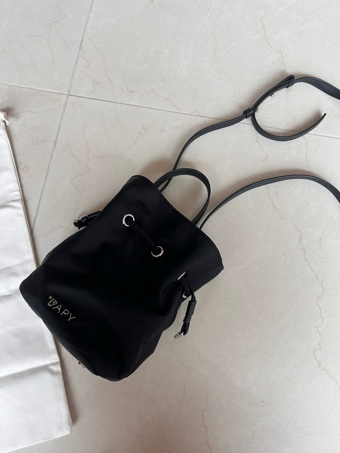 BAPY 베이피 나일론 버킷백 크로스백 상품이미지5