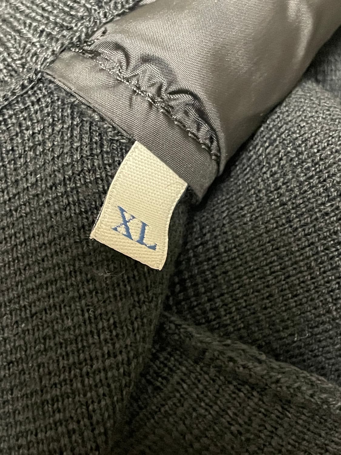 [ XL ] 24fw 몽클레어 김현우 니트패딩 블랙 새상품급 상품이미지8