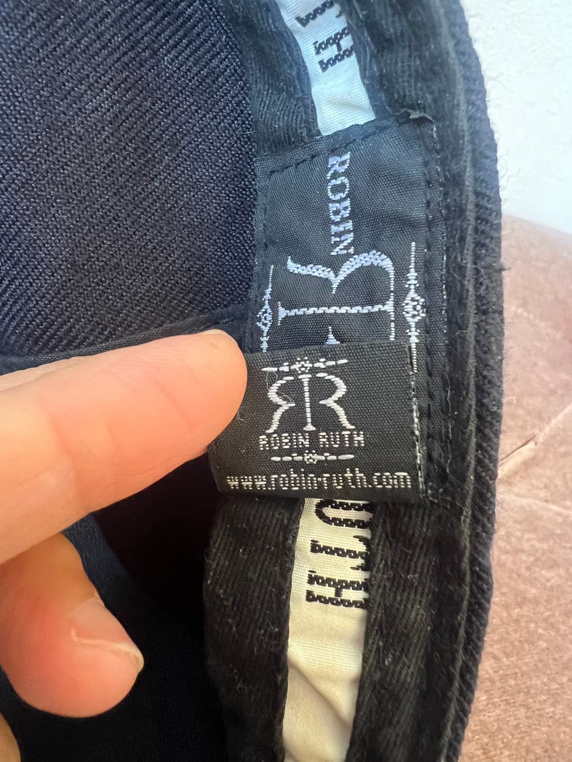 로빈루스 ROBIN RUTH 블랙 하와이로고자수 스냅백 캡모자 상품이미지9