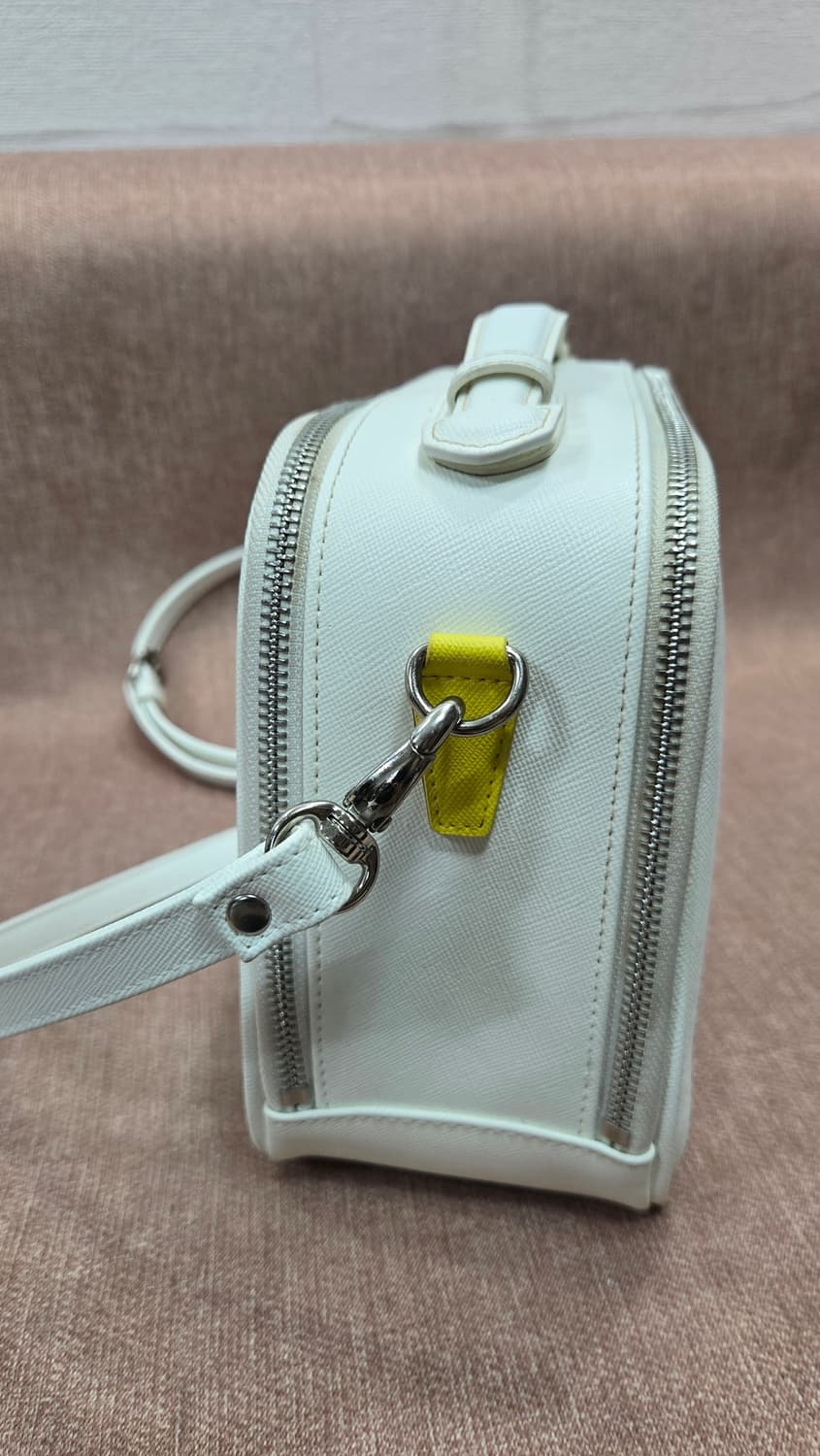 카스텔바작 화이트 스티커 미니 크로스백 상품이미지5