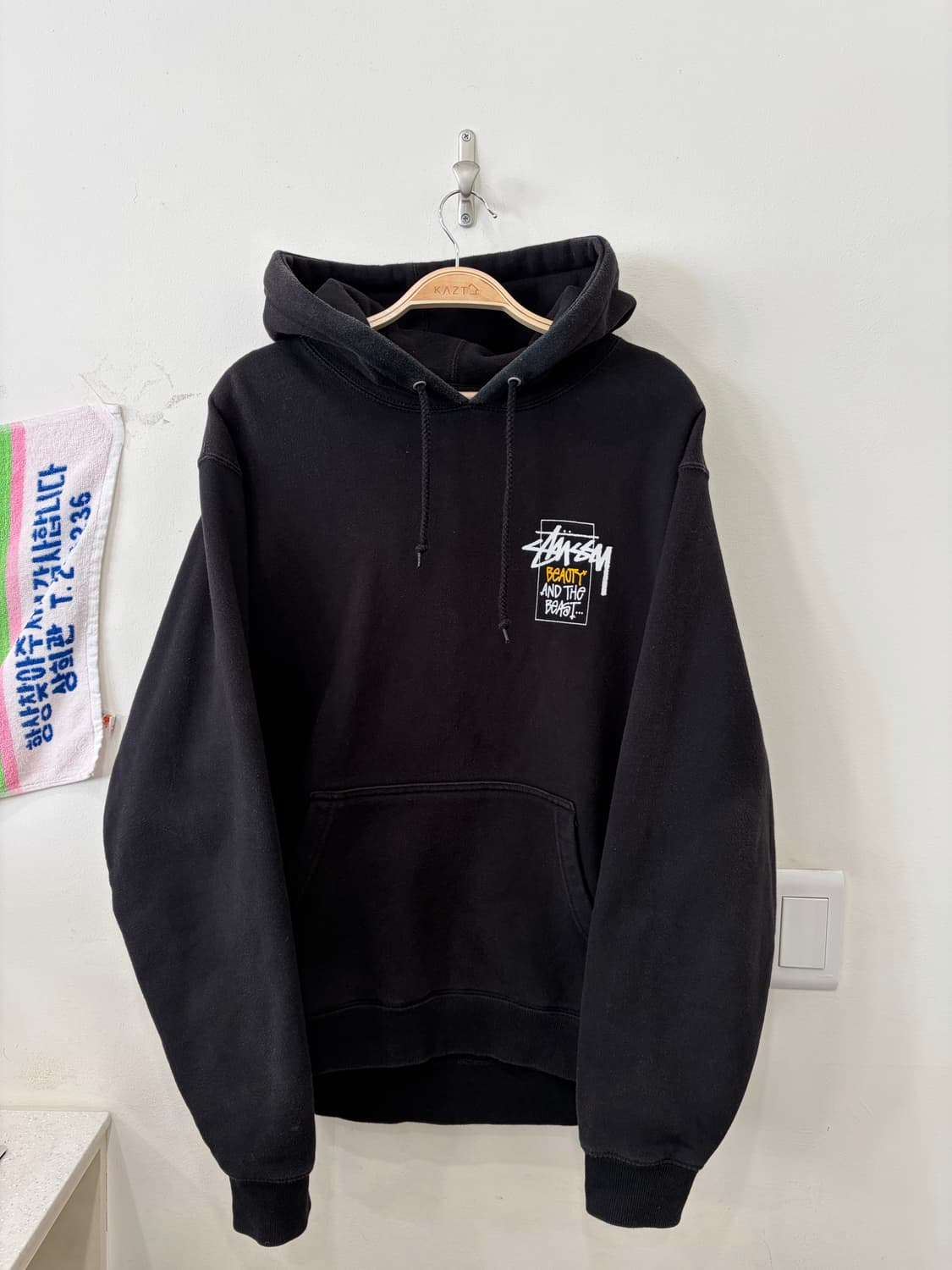 17. 스투시 미녀와야수 후드티 상품이미지1