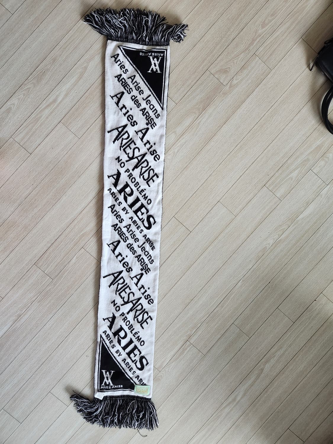 Aries 에리즈 머플러 목도리 상품이미지2