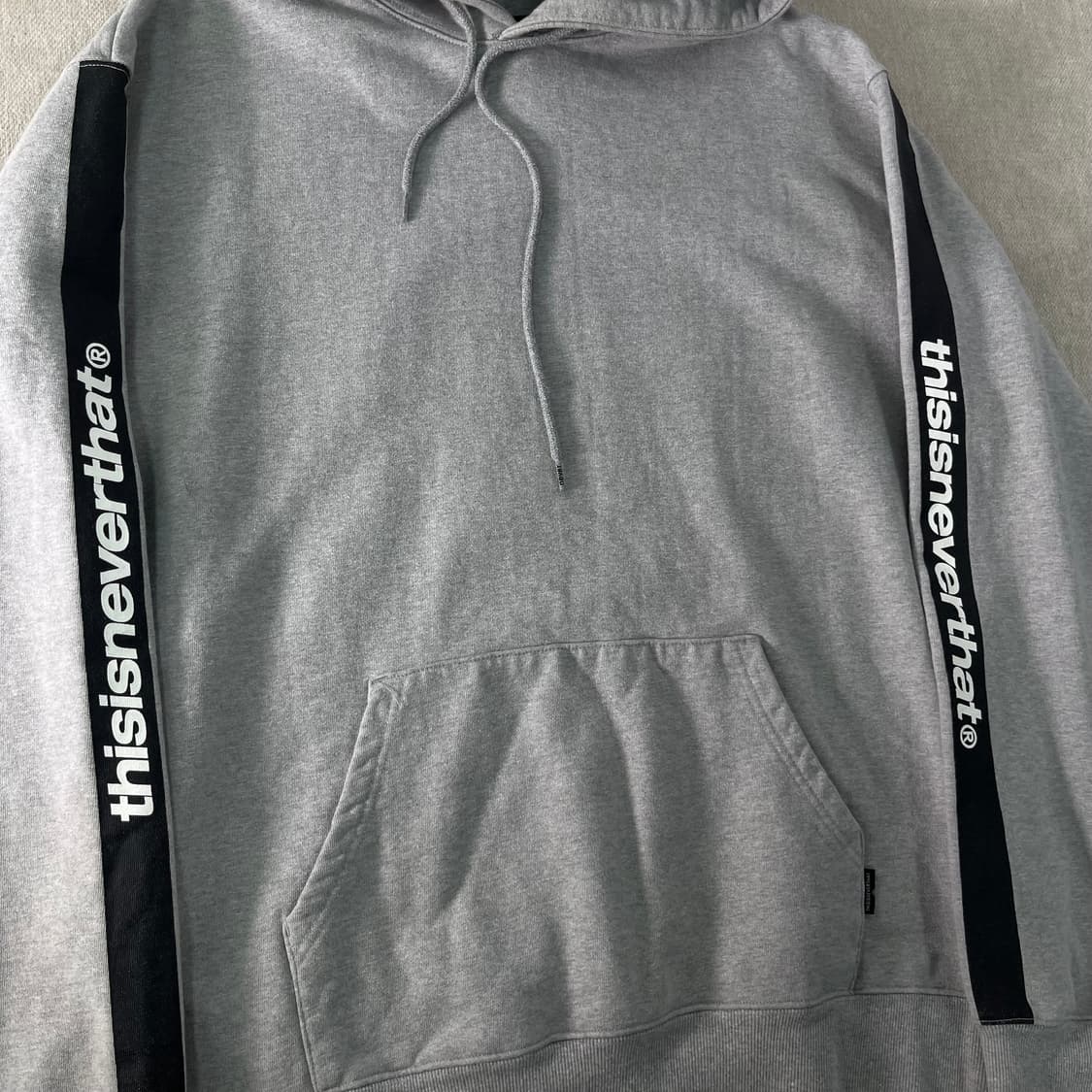 105 디스이즈네버댓 사이드라인 후드티 상품이미지2