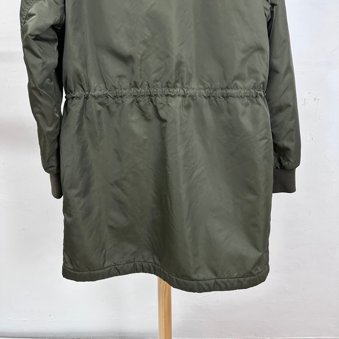 캘빈클라인 퍼포먼스 롱 바머 점퍼 카키 M(95) 안감누빔 J23 상품이미지6