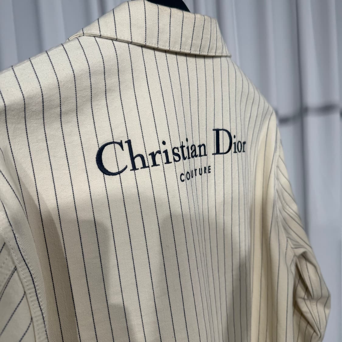 [정품] 디올 꾸뛰르 스트라이프 로고 자수 셋업 상품이미지3