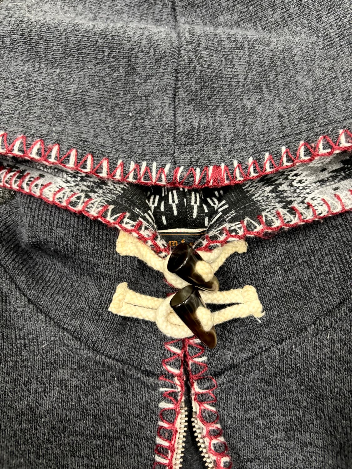 “M.f” Minimal Mood Red Stitch Detail Hoo 상품이미지5