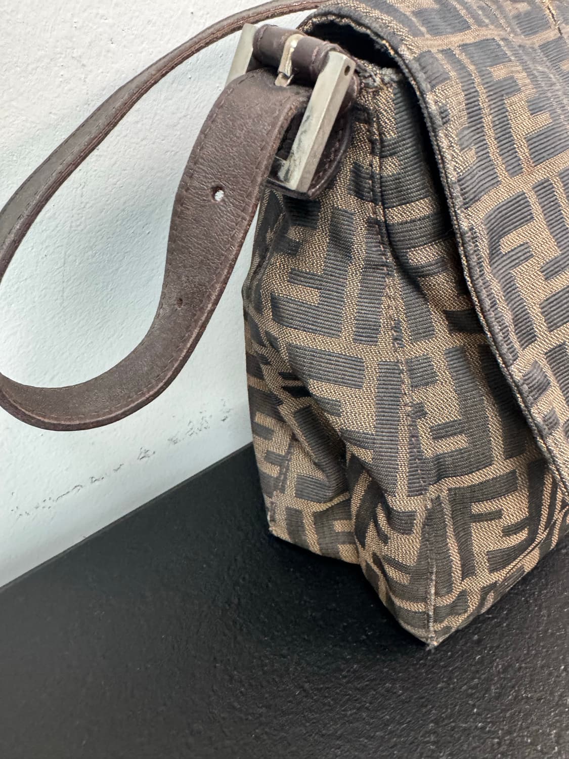 펜디 맘마백(정품) 상품이미지4