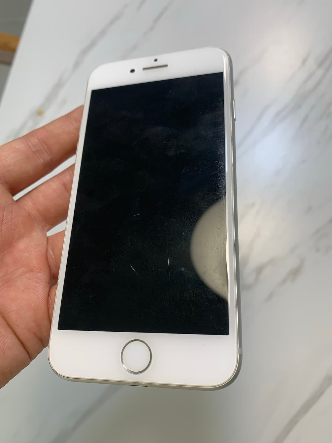 아이폰8 실버 64GB 상품이미지8